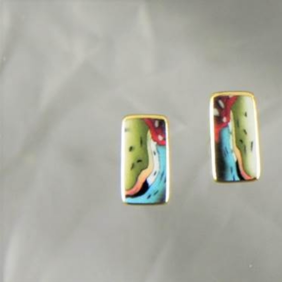 Porcelain Earrings and a Pendent - Picture 2 of 8